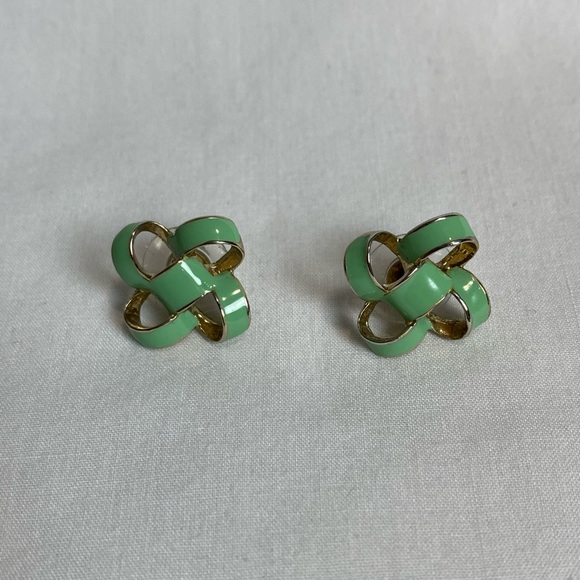 Francesca's Collections Jewelry - 🔥 3/$15 Light Green/Gold Braided Earrings Francesca's Collections Jewelry - 🔥 3/$15 Light Green/Gold Braided Earrings
